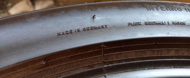 Pirelli P Zero 235/40 R19 92Y