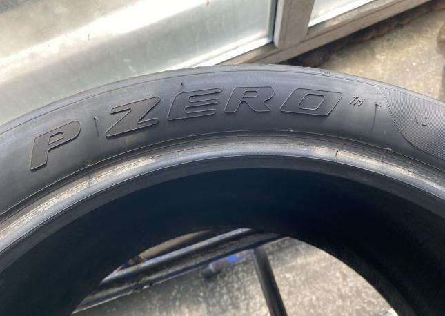 Pirelli P Zero 305/30 R20 и 245/35 R20 91Y