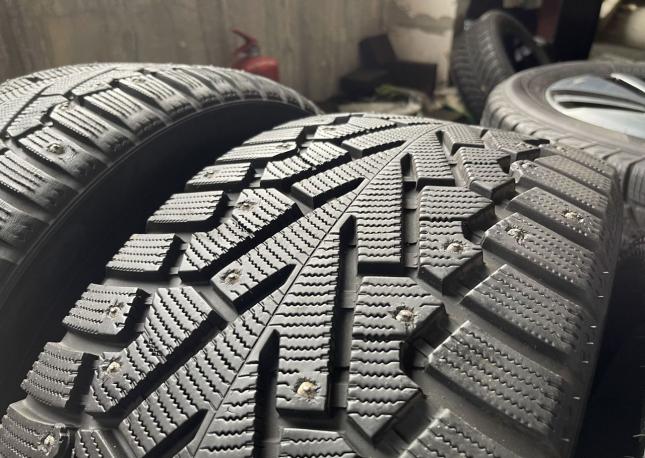 Pirelli Ice Zero 265/40 R21 105H