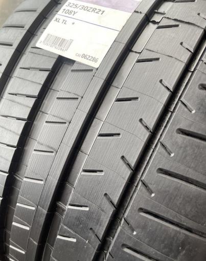 Michelin Pilot Super Sport Acoustic 285/35 R21 и 325/30 R21 Y