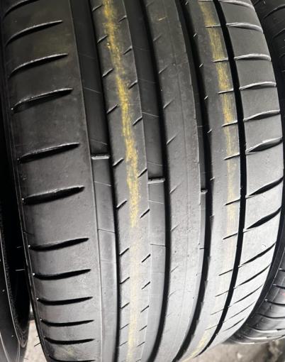 Michelin Pilot Sport 4 255/45 R18