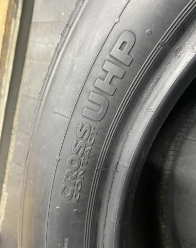 Continental ContiCrossContact UHP 235/50 R19