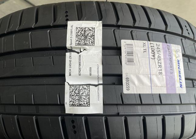 Michelin Pilot Sport 5 245/45 R18 100Y