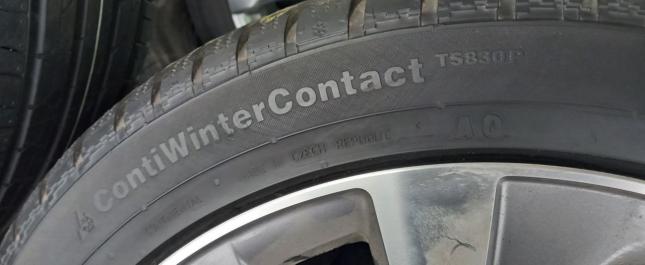 Continental ContiWinterContact TS 830 P 235/45 R19 99V