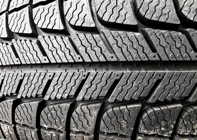 Michelin Pilot Alpin 5 SUV 185/65 R15