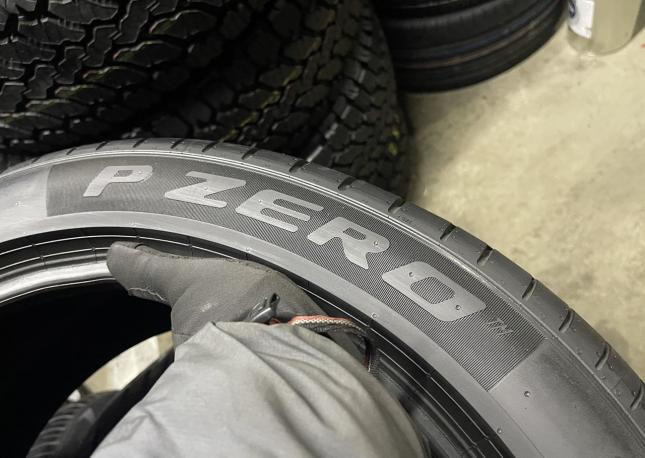 Pirelli P Zero PZ4 L.S. 245/45 R20 103Y