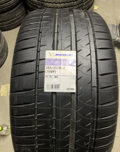 Michelin Pilot Super Sport 285/35 R22