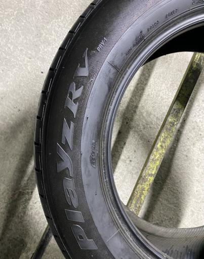 Bridgestone Playz PX-RV 215/60 R17