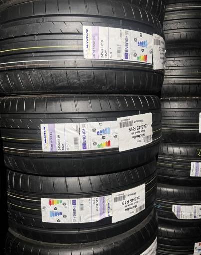 Michelin Pilot Sport 4 S 245/45 R19