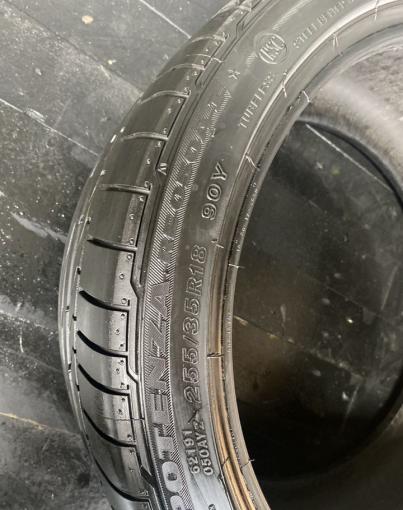 Bridgestone Potenza RE050A 255/35 R18