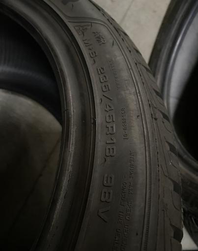 Goodyear UltraGrip Performance 235/45 R18