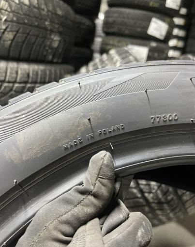 Bridgestone Blizzak LM-001 Evo 235/50 R19 99H