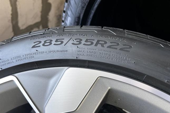 Hankook Ventus S1 Evo 3 K127 285/35 R22