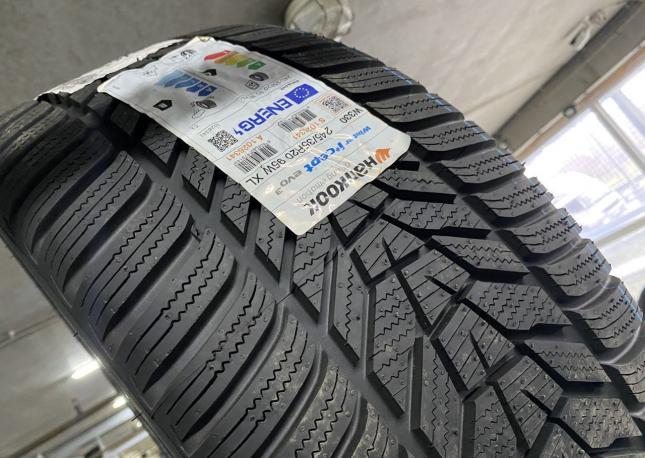 Hankook Winter I&#39;Cept Evo 3 W330 275/30 R20 97V