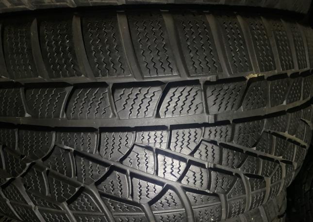 Pirelli Sottozero Winter 240 245/45 R18