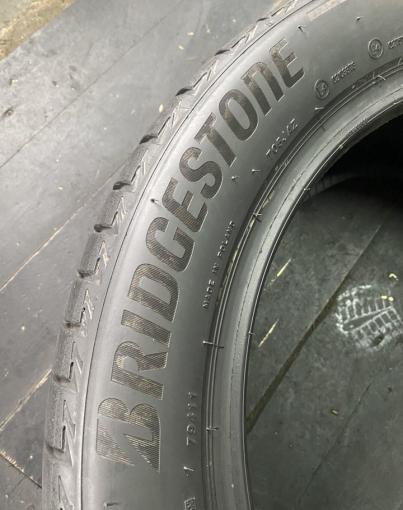 Bridgestone Turanza T005 255/45 R19