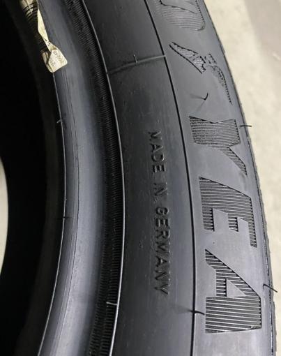 Goodyear EfficientGrip Performance 225/55 R17