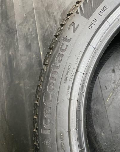 Continental IceContact 2 235/45 R18