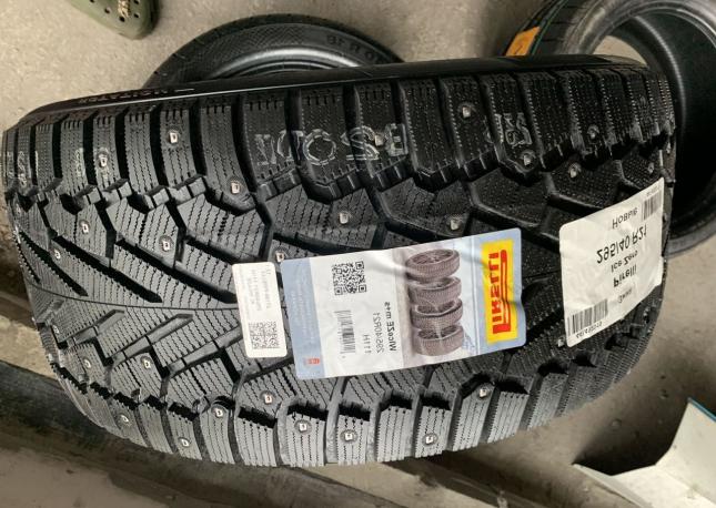 Pirelli Ice Zero SUV 295/40 R21