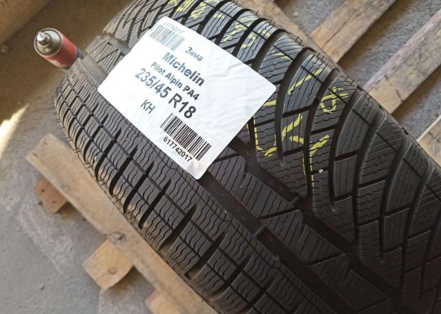 Michelin Pilot Alpin PA4 235/45 R18