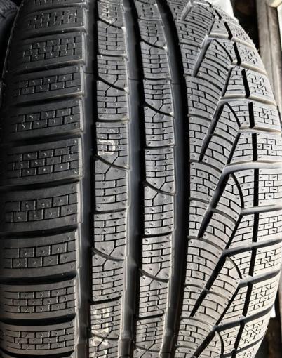 Pirelli Winter Sottozero 240 Serie II 275/40 R19