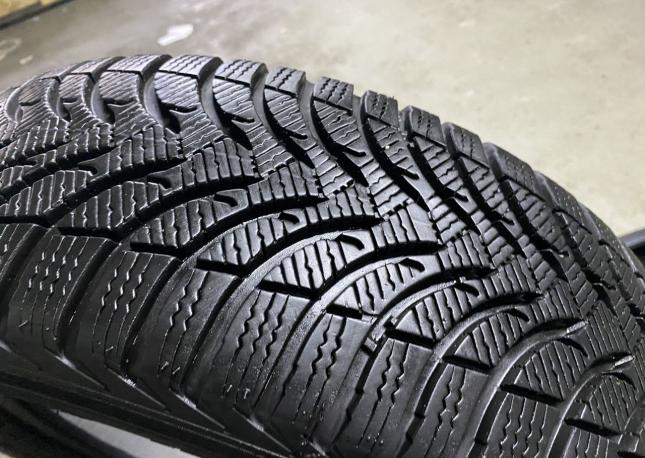 Michelin Pilot Alpin PA4 215/60 R17 96H