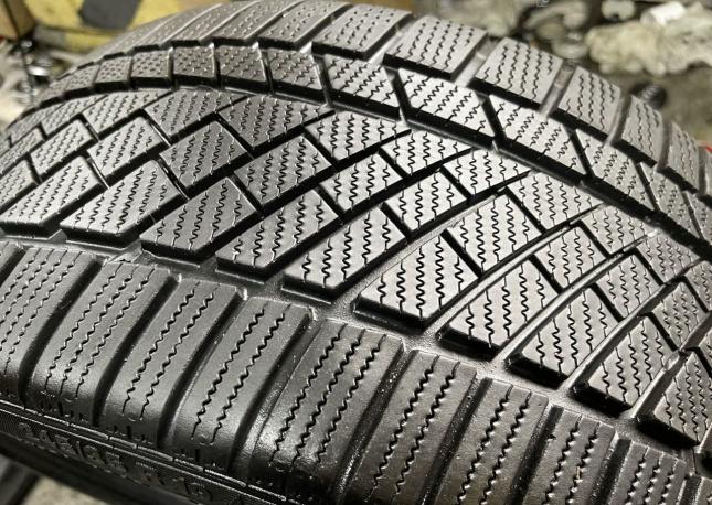 Continental ContiWinterContact TS 830 245/35 R19