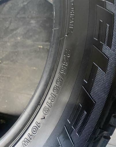 Bridgestone Dueler H/P Sport 235/55 R19