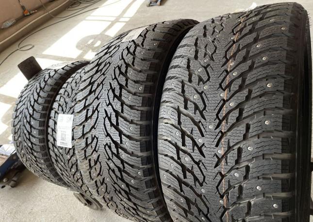 Nokian Tyres Hakkapeliitta 9 SUV 295/40 R21