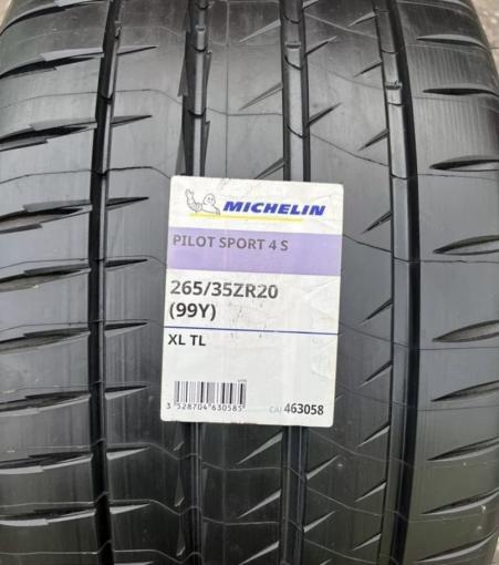 Michelin Pilot Sport 4 S 265/35 R20