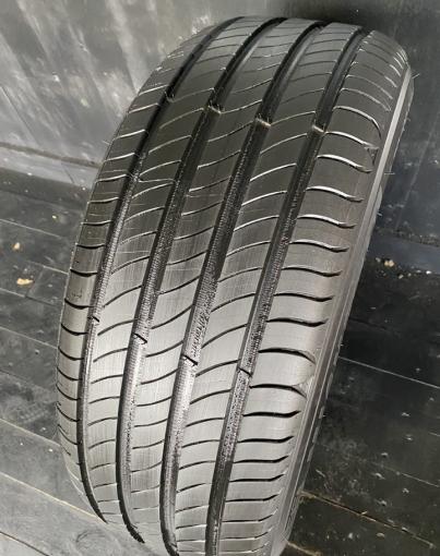 Michelin Primacy 4 235/55 R18