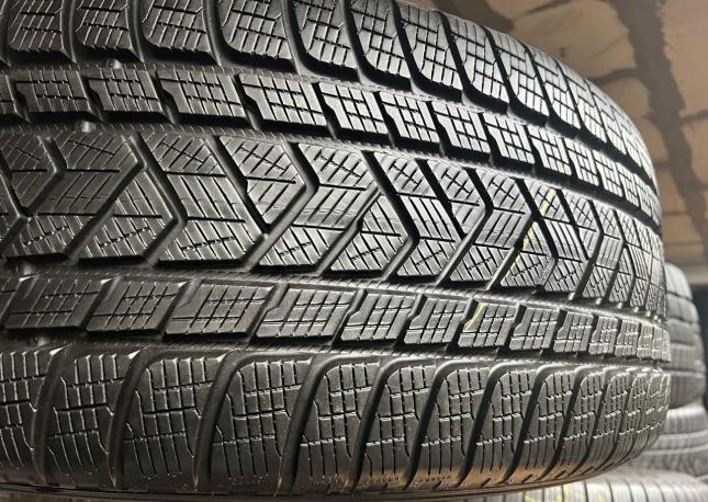 Pirelli Scorpion Winter 2 275/50 R20