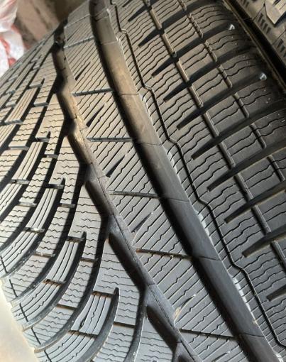 Michelin Pilot Alpin PA4 245/35 R20 и 275/30 R20 V