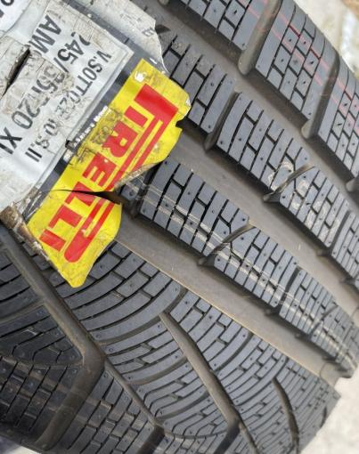 Pirelli Winter Sottozero II 245/35 R20 95W