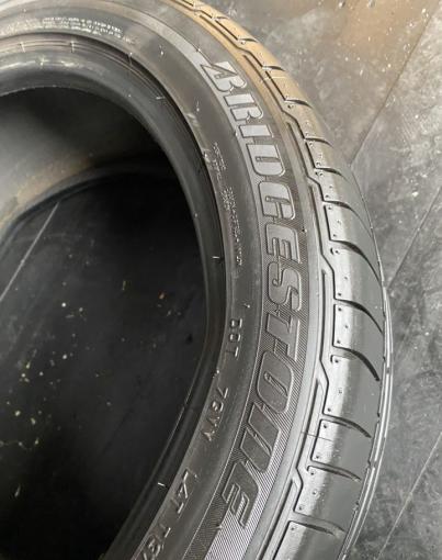 Bridgestone Potenza RE050A 235/45 R18