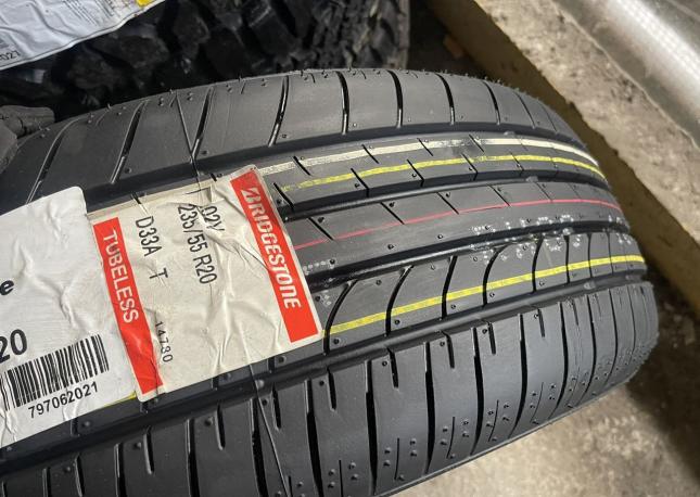 Bridgestone Dueler H/L 33A 235/55 R20 102V