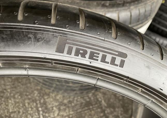 Pirelli P Zero PZ4 275/30 R21 98Y