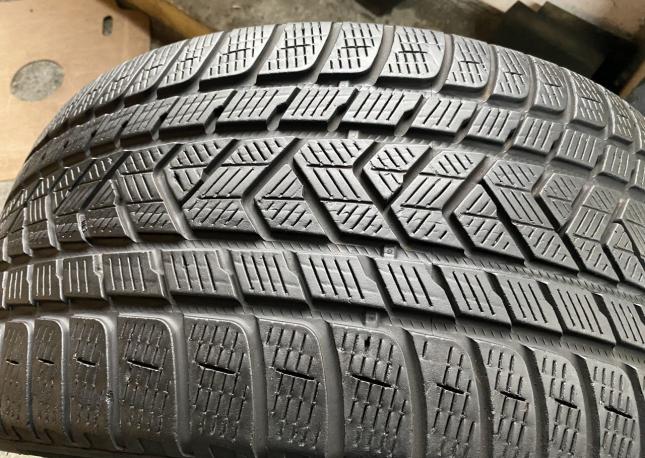 Pirelli Scorpion Winter 295/35 R21 107V