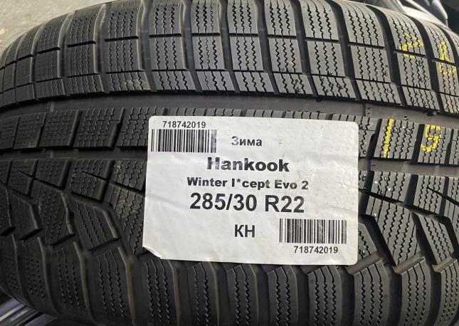 Hankook Winter I&#39;Cept Evo2 W320A SUV 285/30 R22 101W