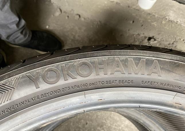 Yokohama Advan Sport V105 305/35 R23 111Y