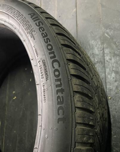 Continental AllSeasonContact 255/35 R19