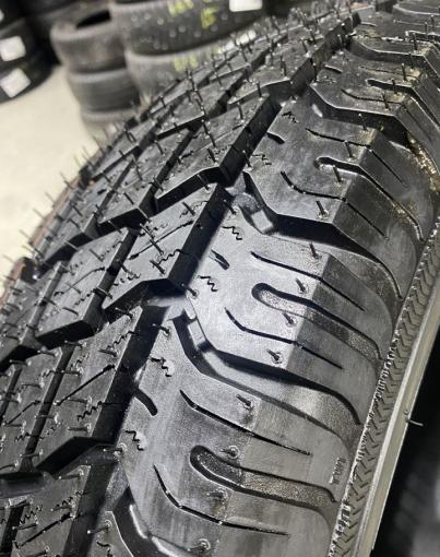 Pirelli Scorpion S/T 215/75 R16C