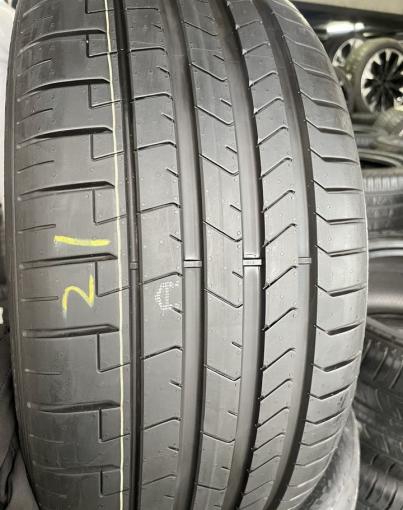 Pirelli P Zero PZ4 255/35 R21 98Y