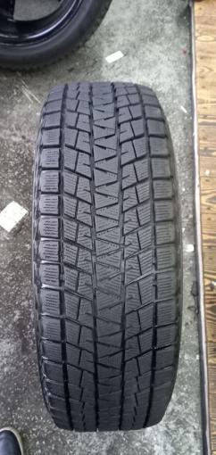 Bridgestone Blizzak DM-V1 235/65 R18 106R