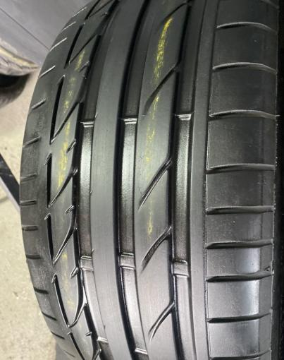 Bridgestone Potenza S001 255/35 R19