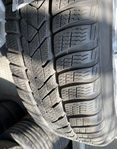 Pirelli Winter Sottozero 3 225/50 R18