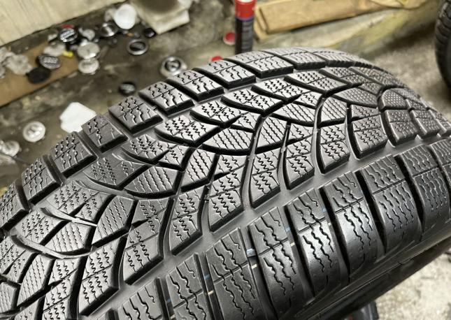 Goodyear UltraGrip Performance 235/50 R19