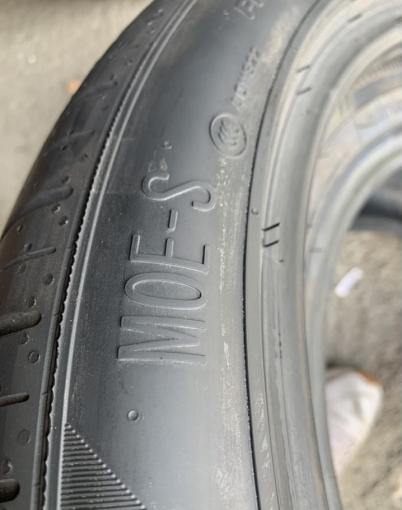 Pirelli P Zero PZ4 255/40 R20 и 285/35 R20