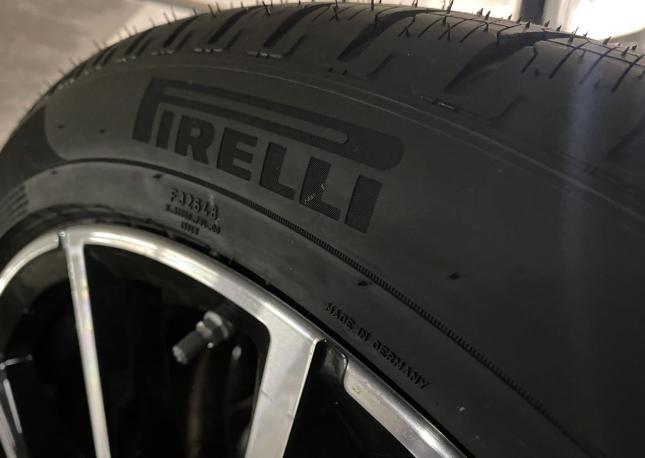 Pirelli Scorpion Winter 2 275/40 R22 и 315/35 R22 108V