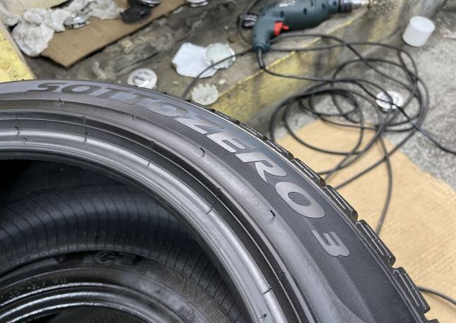 Pirelli Winter Sottozero 3 245/45 R19